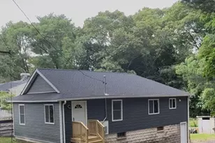 8 Robertson Dr, Shrewsbury, MA 01545 - Photo 1