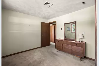 1372 Pleasant St, Brockton, MA 02301 - Photo 18