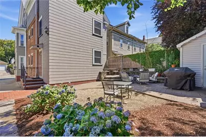 179 Transit St #2, Providence, RI 02906 - Photo 6