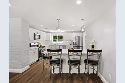 15 Clara Rd, Brockton, MA 02302 - Photo 2