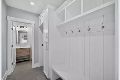 533 Woods Hole Road #B102, Falmouth, MA 02543 - Photo 12