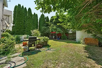 69 Bonner St, Chicopee, MA 01013 - Photo 18