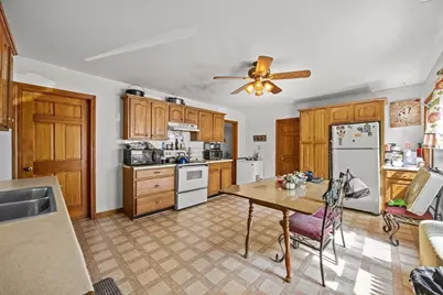 69 Bonner St, Chicopee, MA 01013 - Photo 6