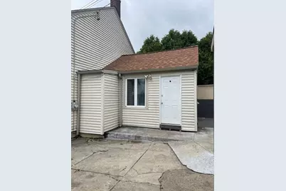 221 Middle St, New Bedford, MA 02740 - Photo 2