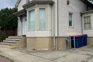 221 Middle St, New Bedford, MA 02740 - Photo 1