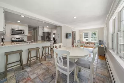 28 Parkway Road, Medford, MA 02155 - Photo 12