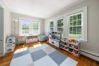 28 Parkway Road, Medford, MA 02155 - Photo 16