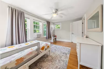 28 Parkway Road, Medford, MA 02155 - Photo 26