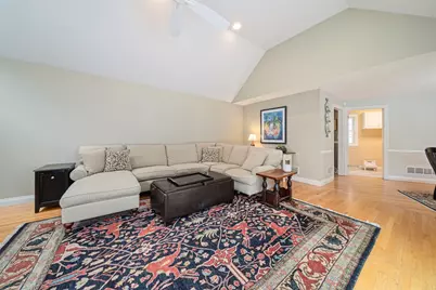 85 York St, Canton, MA 02021 - Photo 12