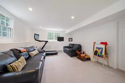 85 York St, Canton, MA 02021 - Photo 34
