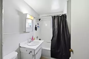109 Grover St, Springfield, MA 01104 - Photo 12
