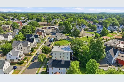 109 Grover St, Springfield, MA 01104 - Photo 6