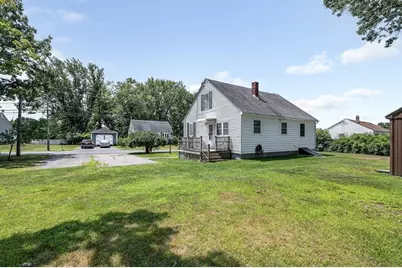 231 Bouchard Ave, Dracut, MA 01826 - Photo 2