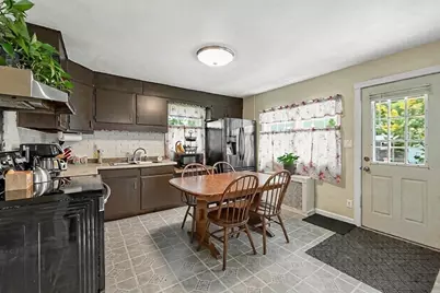 231 Bouchard Ave, Dracut, MA 01826 - Photo 10