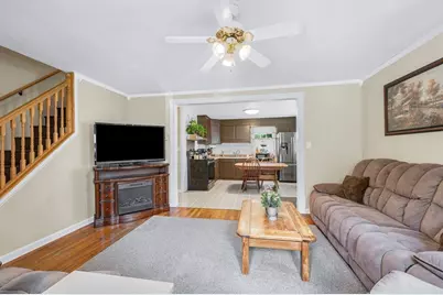 231 Bouchard Ave, Dracut, MA 01826 - Photo 8