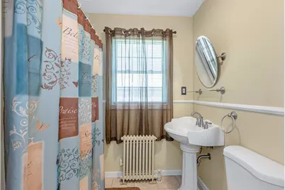 231 Bouchard Ave, Dracut, MA 01826 - Photo 12