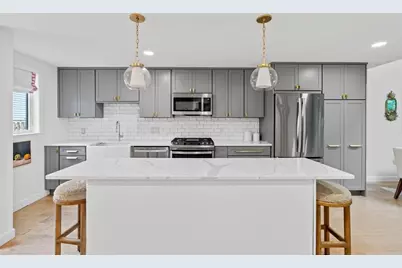 93 Hillside Drive #93, Wayland, MA 01778 - Photo 2