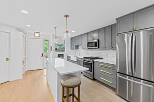 93 Hillside Dr, Wayland, MA 01778 - Photo 4
