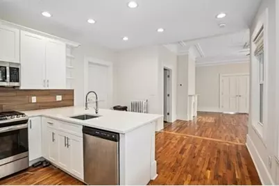 35 Oak Ave #1, Worcester, MA 01605 - Photo 6