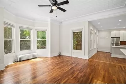 35 Oak Ave #1, Worcester, MA 01605 - Photo 2