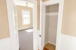 53 Oxford St, Fall River, MA 02721 - Photo 10