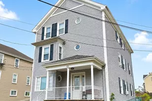 53 Oxford St, Fall River, MA 02721 - Photo 2