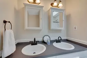 70 Berwick Pl, Norwood, MA 02062 - Photo 28