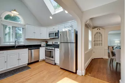 70 Berwick Pl, Norwood, MA 02062 - Photo 16