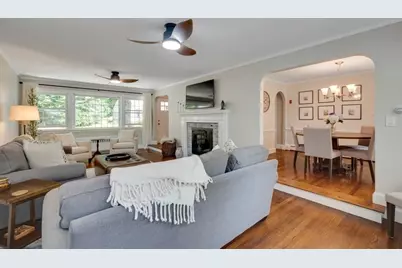 70 Berwick Pl, Norwood, MA 02062 - Photo 10