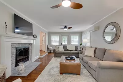 70 Berwick Pl, Norwood, MA 02062 - Photo 8