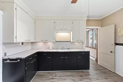 44 Woodmont Street, West Springfield, MA 01089 - Photo 14