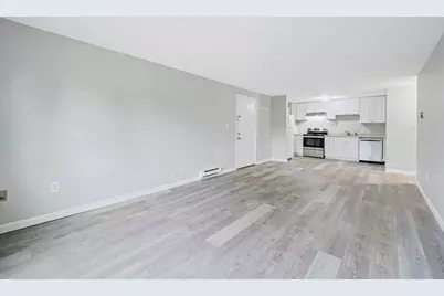 14 B Mayberry Dr #8, Westborough, MA 01581 - Photo 2