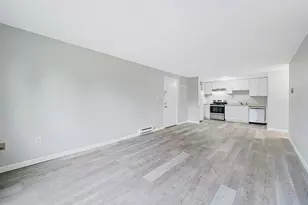 14b Mayberry Dr, Westborough, MA 01581 - Photo 2