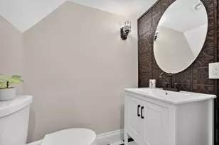 162 High St, Danvers, MA 01923 - Photo 10