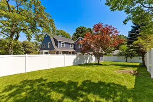 1 Town Way, Winchester, MA 01890 - Photo 2