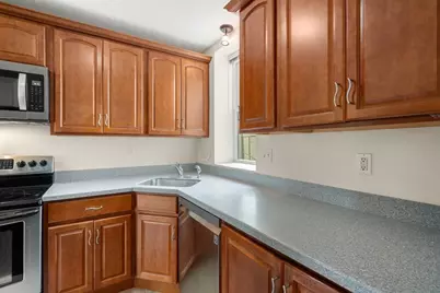 1419 Commonwealth Ave. #404, Boston, MA 02135 - Photo 4