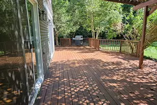 144 Parmenter Rd, Hudson, MA 01749 - Photo 8