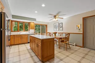 22 Woodland Dr, Westminster, MA 01473 - Photo 10