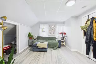826 County St, New Bedford, MA 02740 - Photo 4