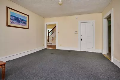 135 School St, Greenfield, MA 01301 - Photo 6
