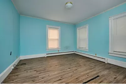 135 School St, Greenfield, MA 01301 - Photo 10