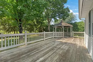 28 Pine St, South Hadley, MA 01075 - Photo 28