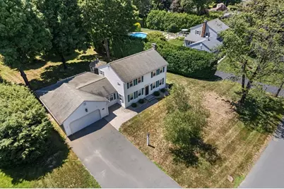 28 Pine Street, South Hadley, MA 01075 - Photo 2
