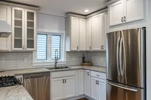 10 Nantasket Ave, Boston, MA 02135 - Photo 2