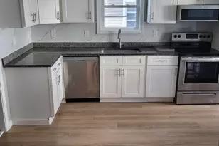 529 Warren Ave, Fall River, MA 02721 - Photo 14