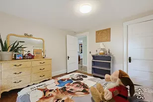 36 Laurier St, Worcester, MA 01603 - Photo 32