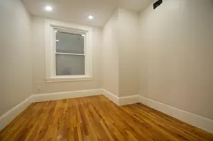 31 Harvard St, Brookline, MA 02445 - Photo 12