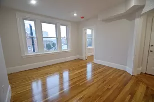 31 Harvard St, Brookline, MA 02445 - Photo 4
