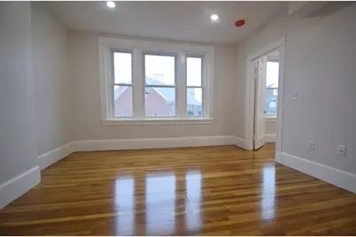 31 Harvard St. #2, Brookline, MA 02445 - Photo 6