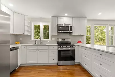 35 Rustic Dr, Weymouth, MA 02190 - Photo 20